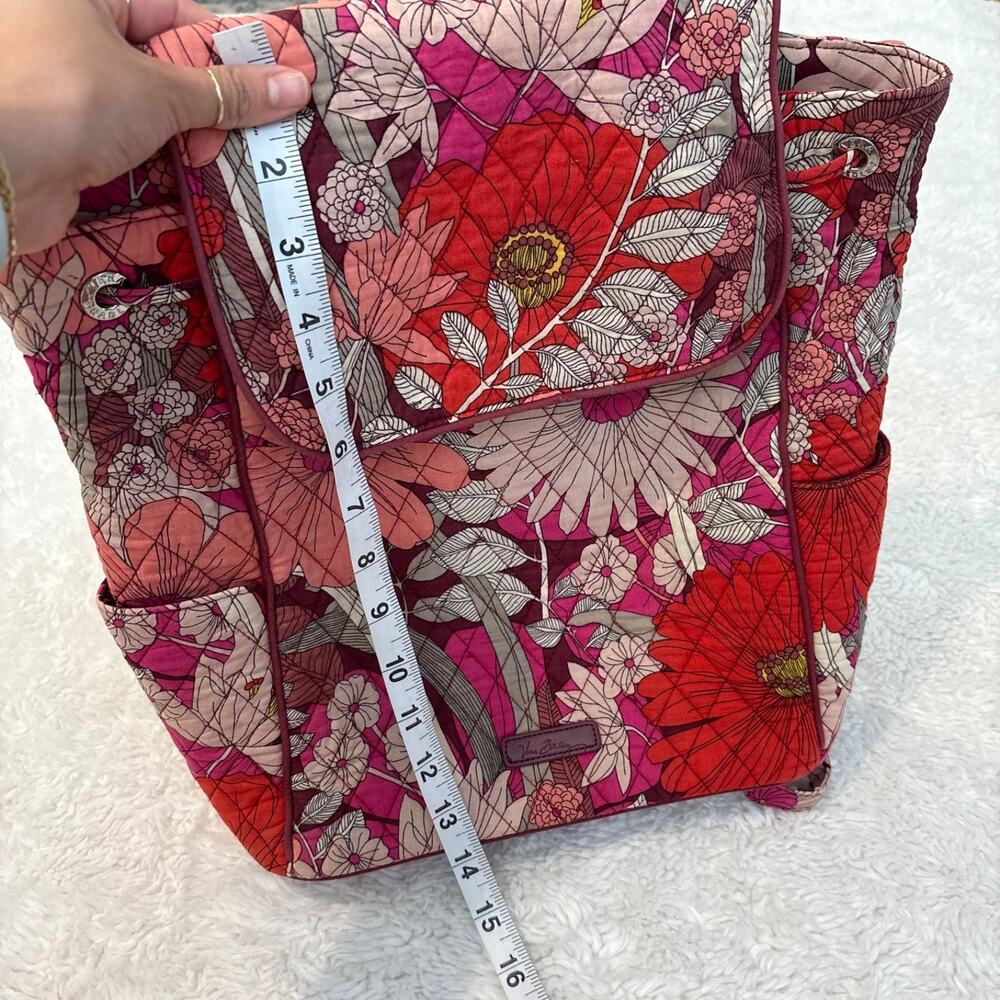 Vera Bradley Drawstring Magnetic Flap Backpack Bohemian Blooms Red Floral Travel - Picture 3 of 8